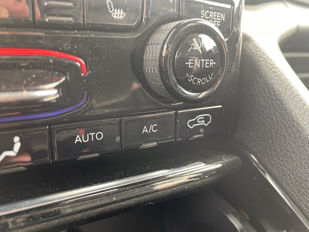 2023 Jeep Grand Cherokee in St-Jérôme, Quebec - 17 - w1024h768px