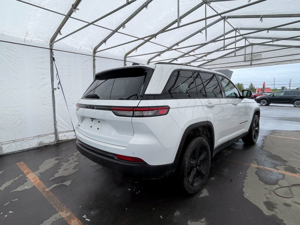 Jeep Grand Cherokee  2023 à St-Jérôme, Québec - 8 - w1024h768px