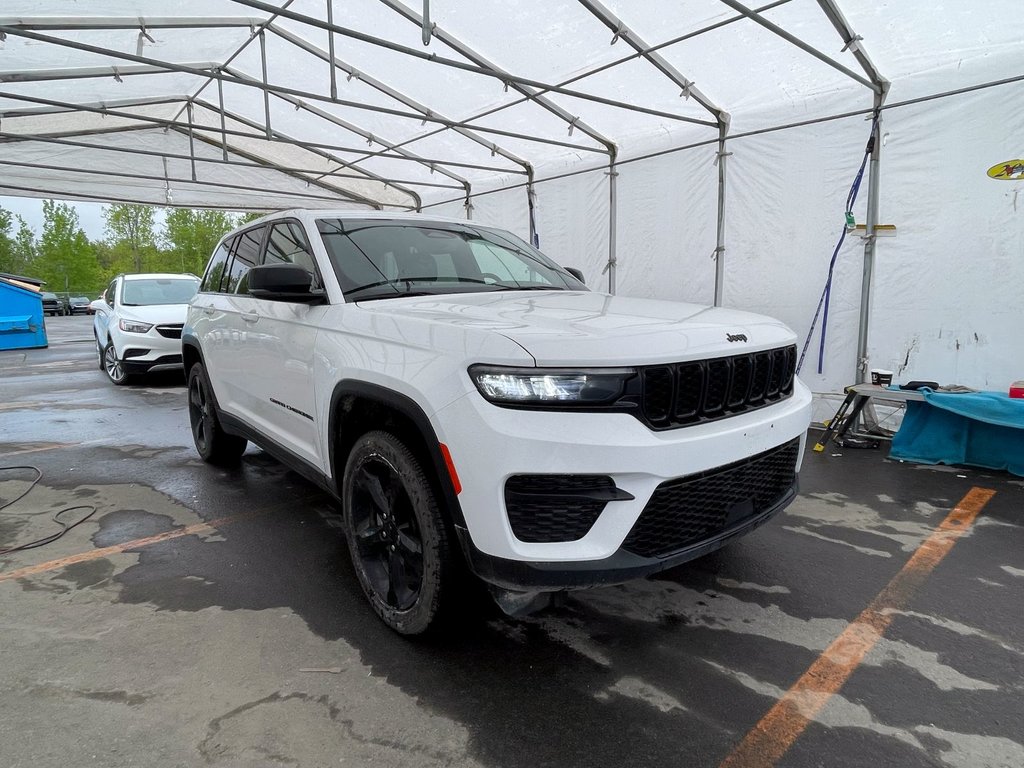 Jeep Grand Cherokee  2023 à St-Jérôme, Québec - 9 - w1024h768px