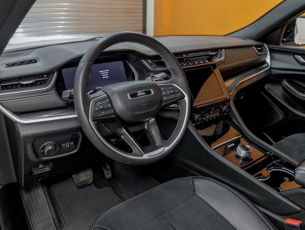 Jeep Grand Cherokee  2023 à St-Jérôme, Québec - 2 - w1024h768px