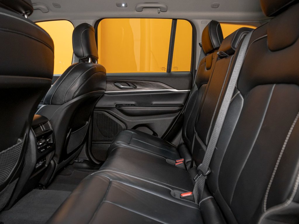 2023 Jeep Grand Cherokee in St-Jérôme, Quebec - 29 - w1024h768px
