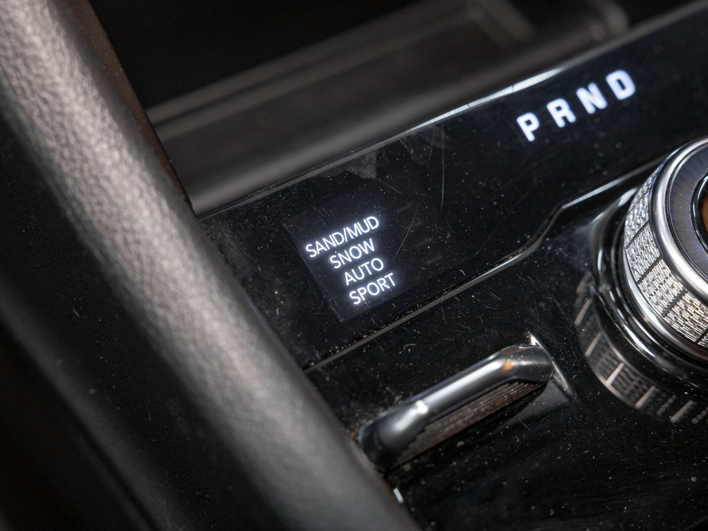 2023 Jeep Grand Cherokee in St-Jérôme, Quebec - 23 - w1024h768px