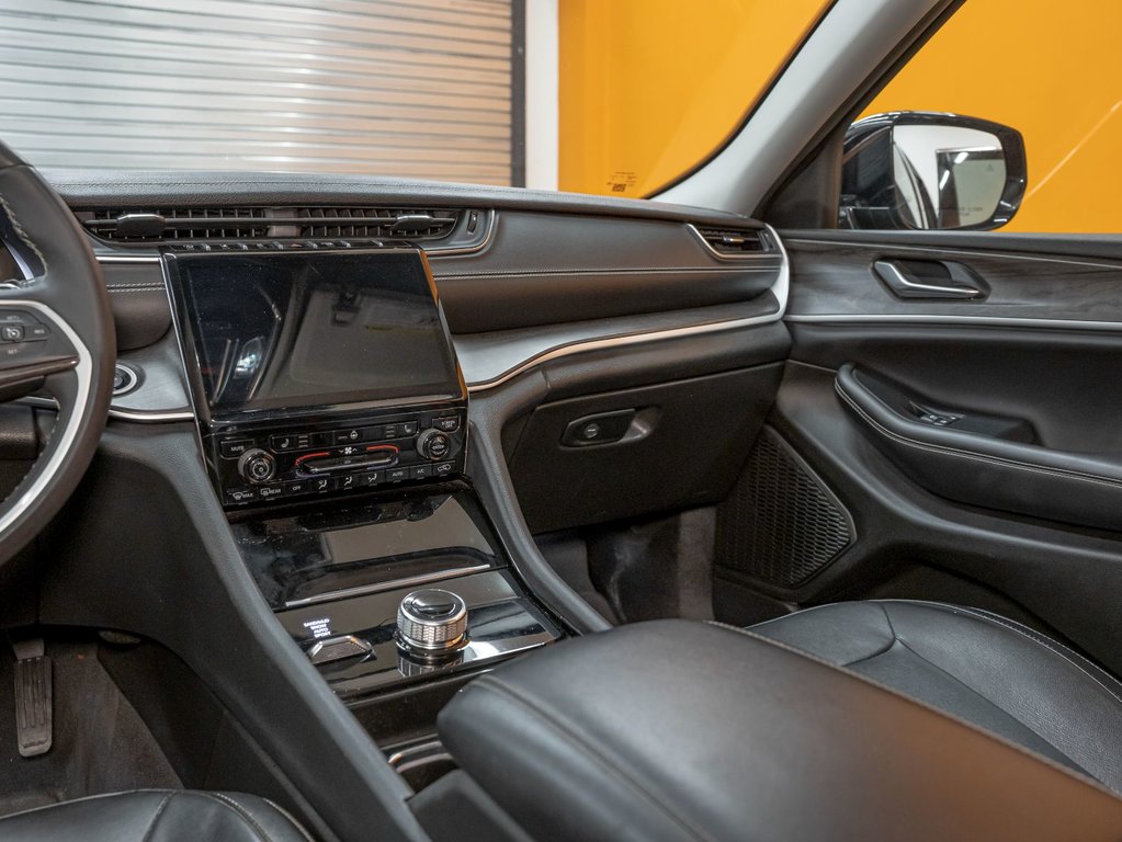 2023 Jeep Grand Cherokee in St-Jérôme, Quebec - 20 - w1024h768px