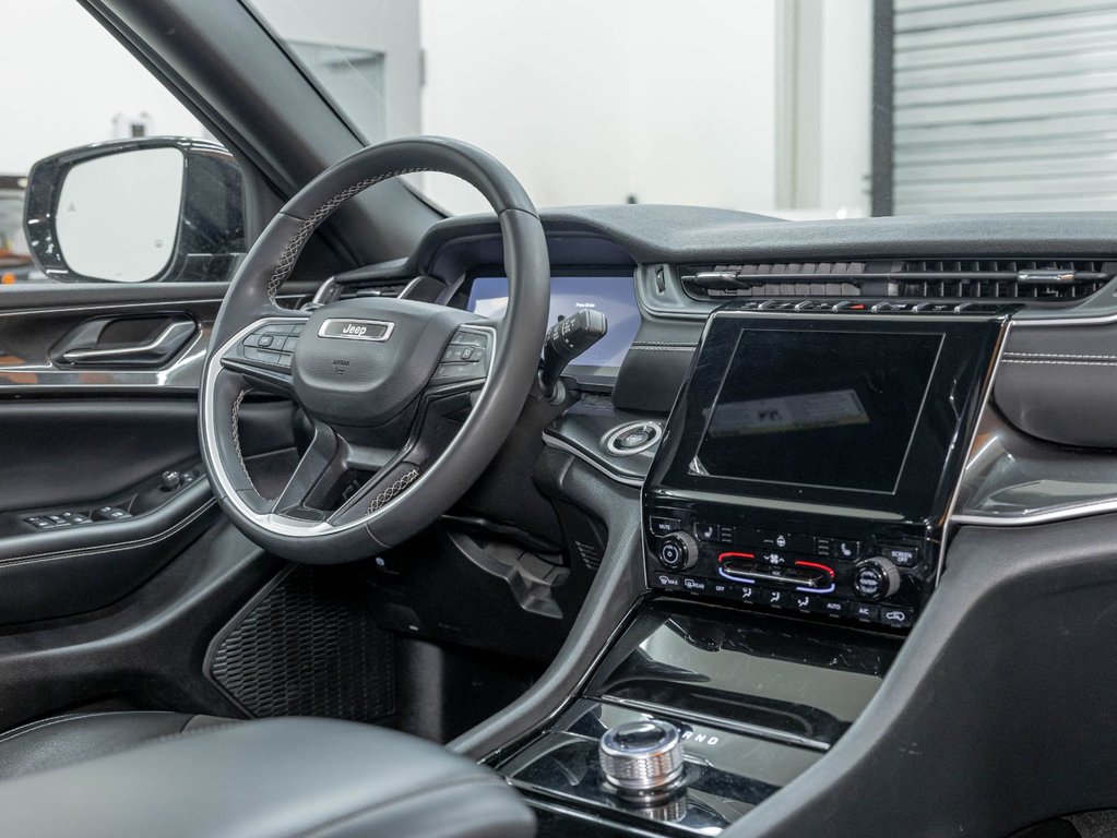 2023 Jeep Grand Cherokee in St-Jérôme, Quebec - 26 - w1024h768px