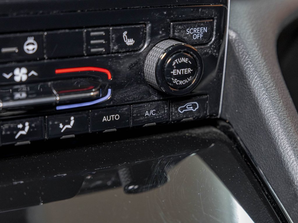 2023 Jeep Grand Cherokee in St-Jérôme, Quebec - 22 - w1024h768px