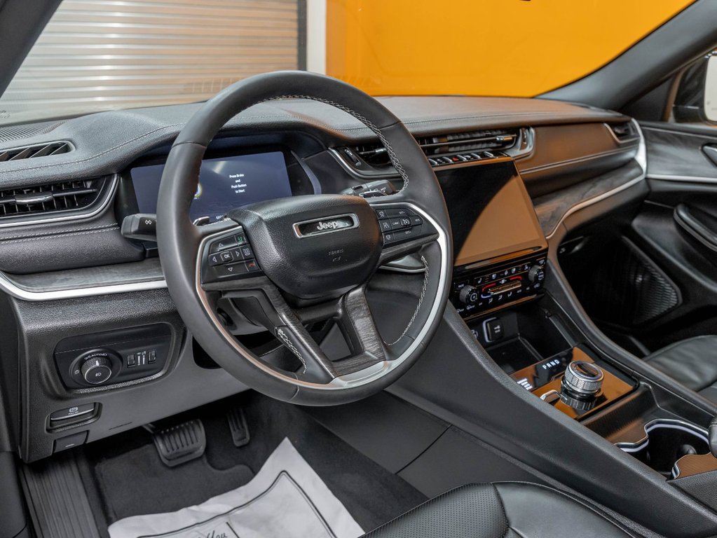 2024 Jeep Grand Cherokee in St-Jérôme, Quebec - 2 - w1024h768px