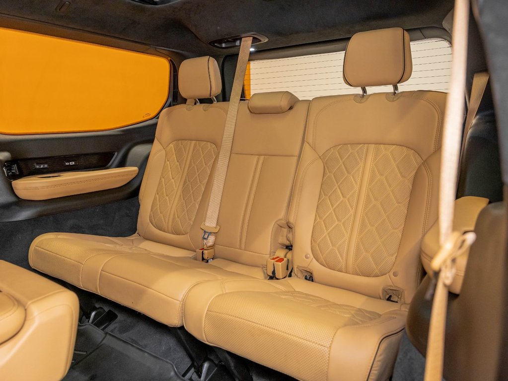 Jeep Grand Wagoneer  2022 à St-Jérôme, Québec - 33 - w1024h768px