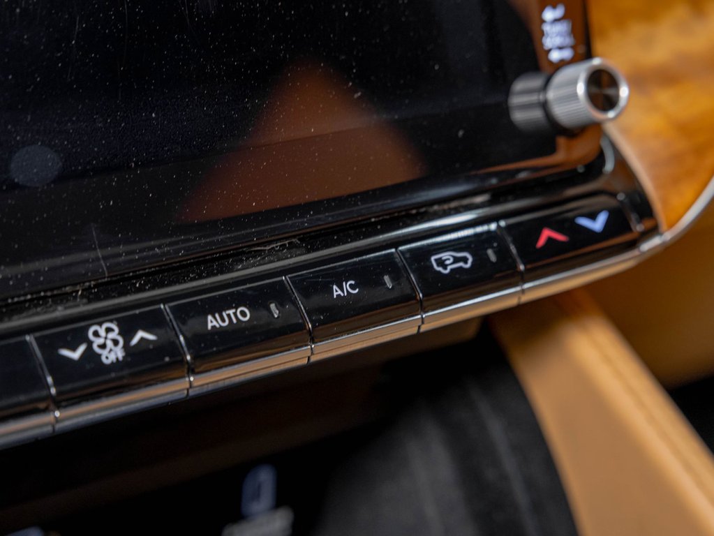 Jeep Grand Wagoneer  2022 à St-Jérôme, Québec - 26 - w1024h768px