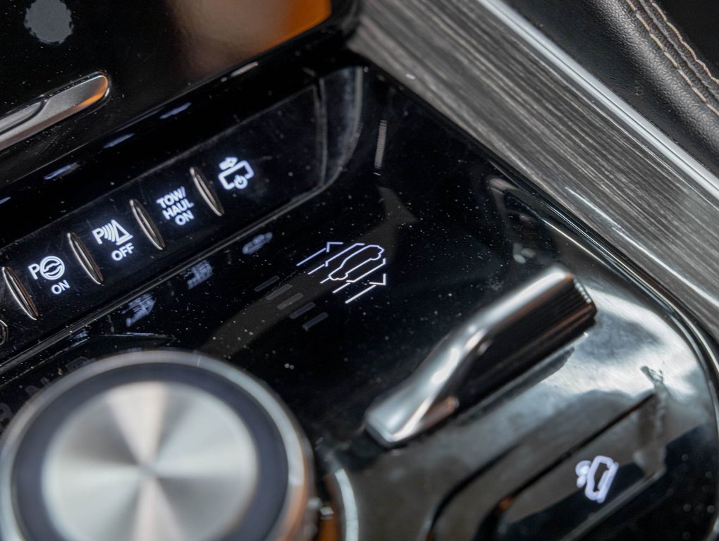 2022 Jeep Wagoneer in St-Jérôme, Quebec - 25 - w1024h768px