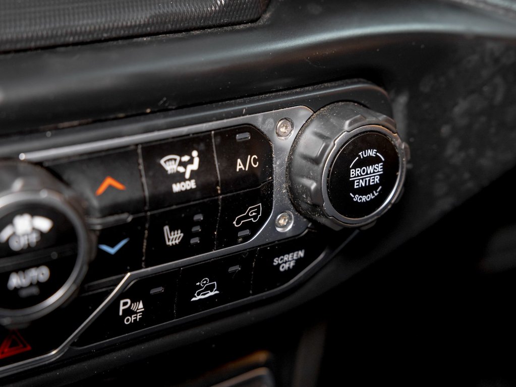 Jeep Wrangler 4xe  2021 à St-Jérôme, Québec - 21 - w1024h768px