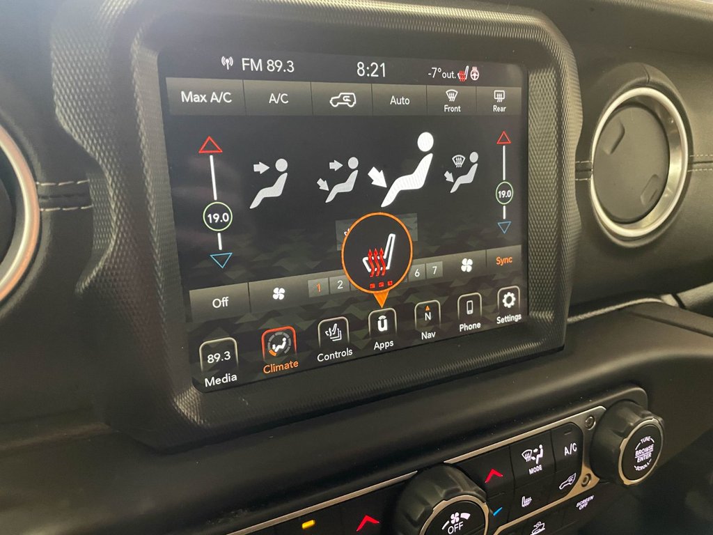 2021 Jeep Wrangler 4xe in St-Jérôme, Quebec - 13 - w1024h768px