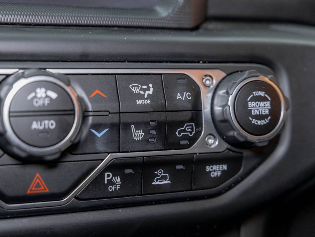 Jeep Wrangler 4xe  2021 à St-Jérôme, Québec - 21 - w1024h768px