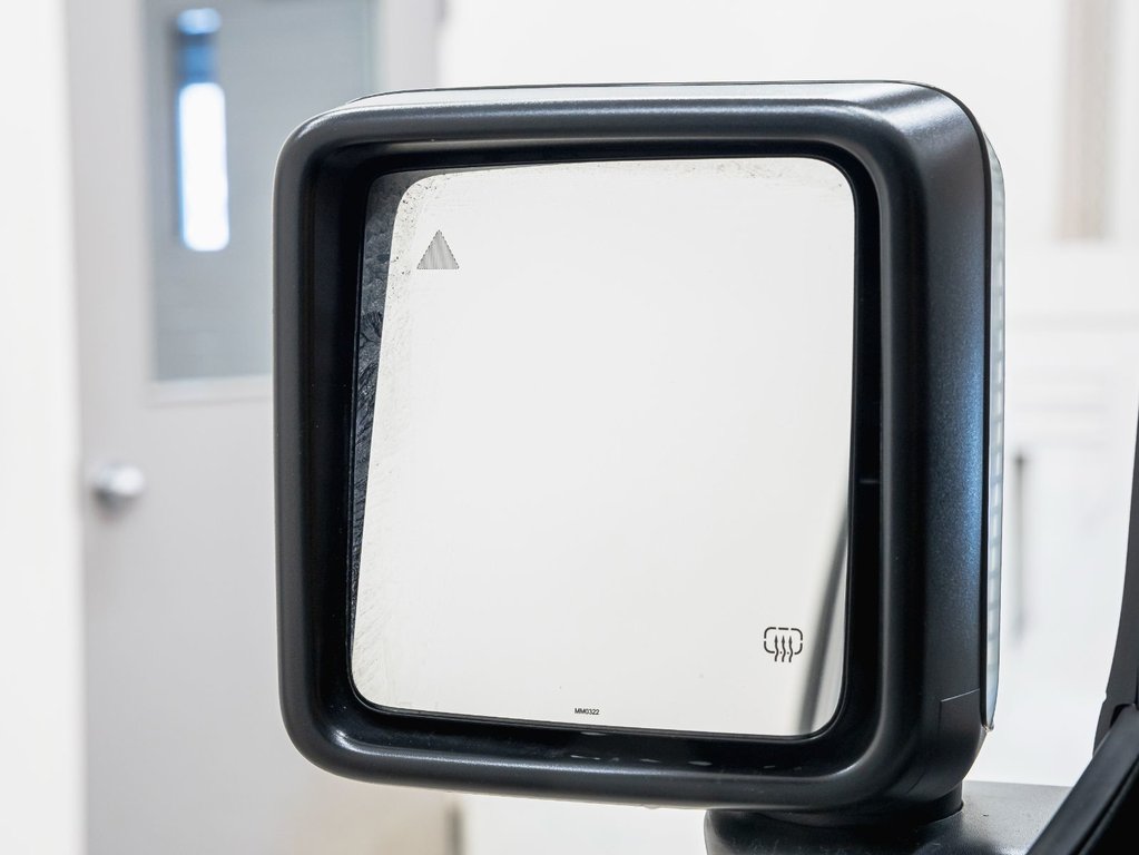 2022 Jeep Wrangler 4xe in St-Jérôme, Quebec - 33 - w1024h768px