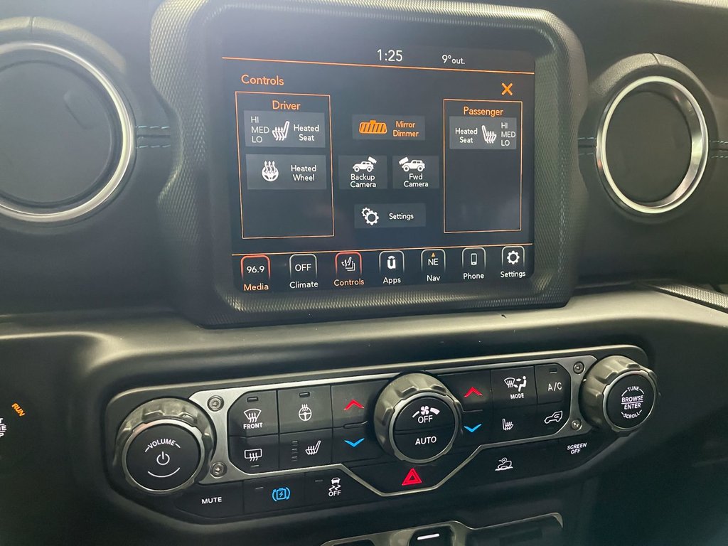 2022 Jeep Wrangler 4xe in St-Jérôme, Quebec - 13 - w1024h768px