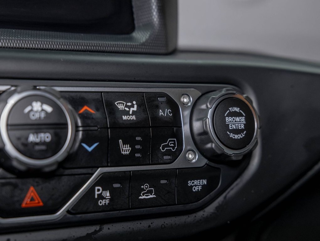 2023 Jeep Wrangler 4xe in St-Jérôme, Quebec - 22 - w1024h768px