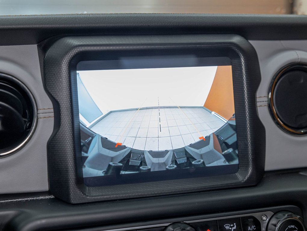 2023 Jeep Wrangler 4xe in St-Jérôme, Quebec - 18 - w1024h768px
