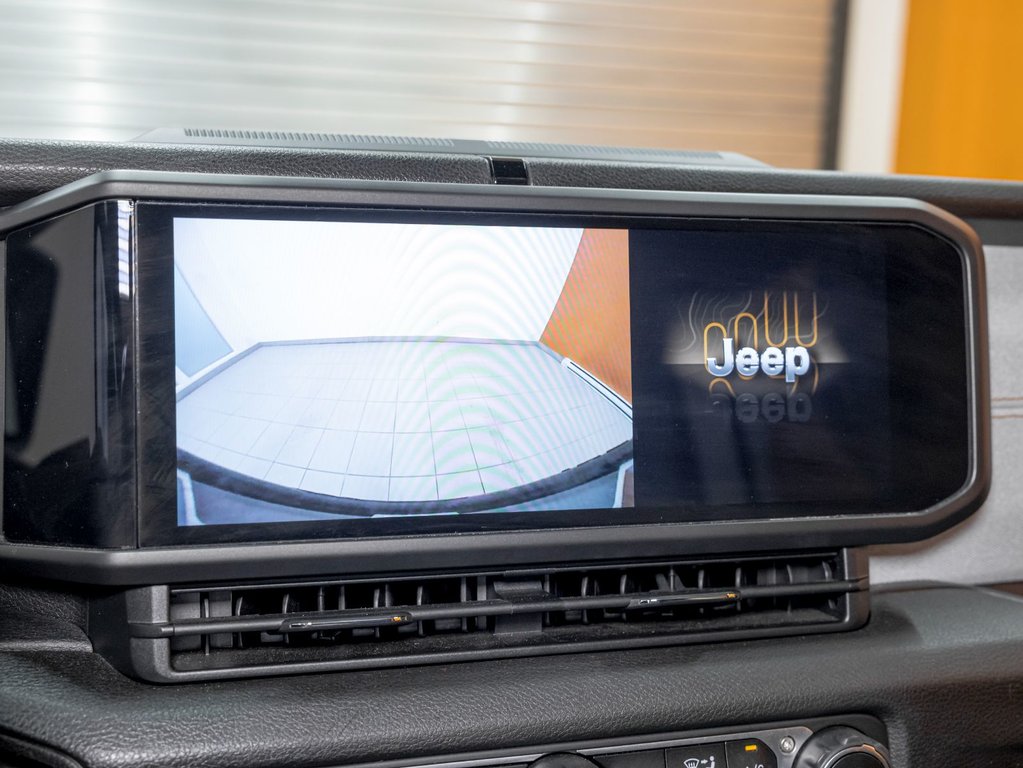 Jeep Wrangler 4xe  2024 à St-Jérôme, Québec - 17 - w1024h768px