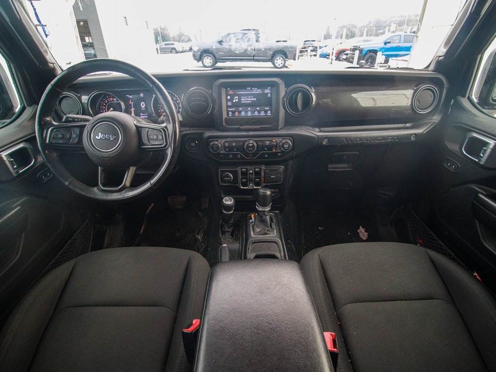 2019 Jeep Wrangler Unlimited in St-Jérôme, Quebec - 10 - w1024h768px