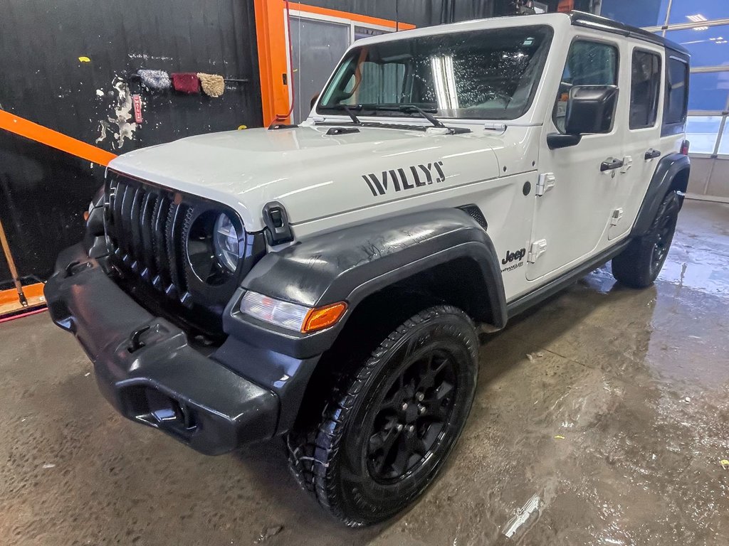 2020 Jeep Wrangler Unlimited in St-Jérôme, Quebec - 1 - w1024h768px