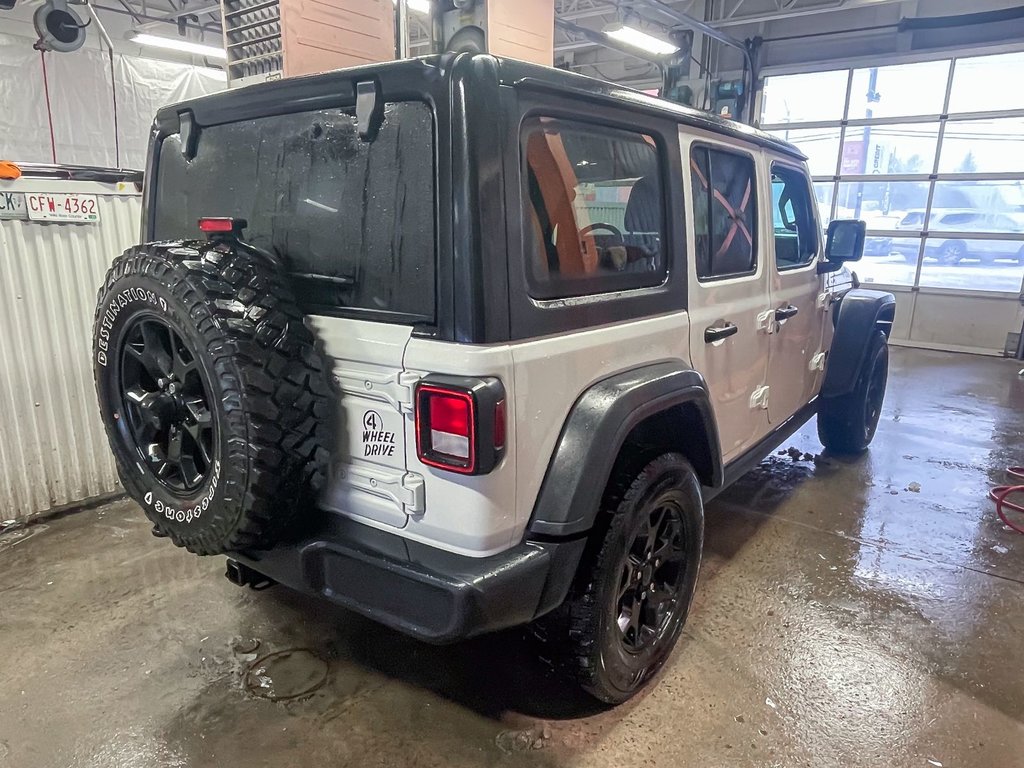 2020 Jeep Wrangler Unlimited in St-Jérôme, Quebec - 8 - w1024h768px