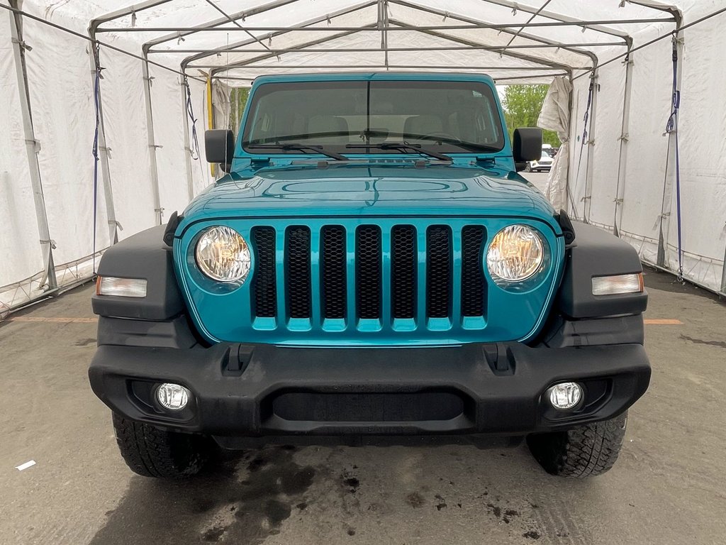 2020 Jeep Wrangler Unlimited in St-Jérôme, Quebec - 4 - w1024h768px
