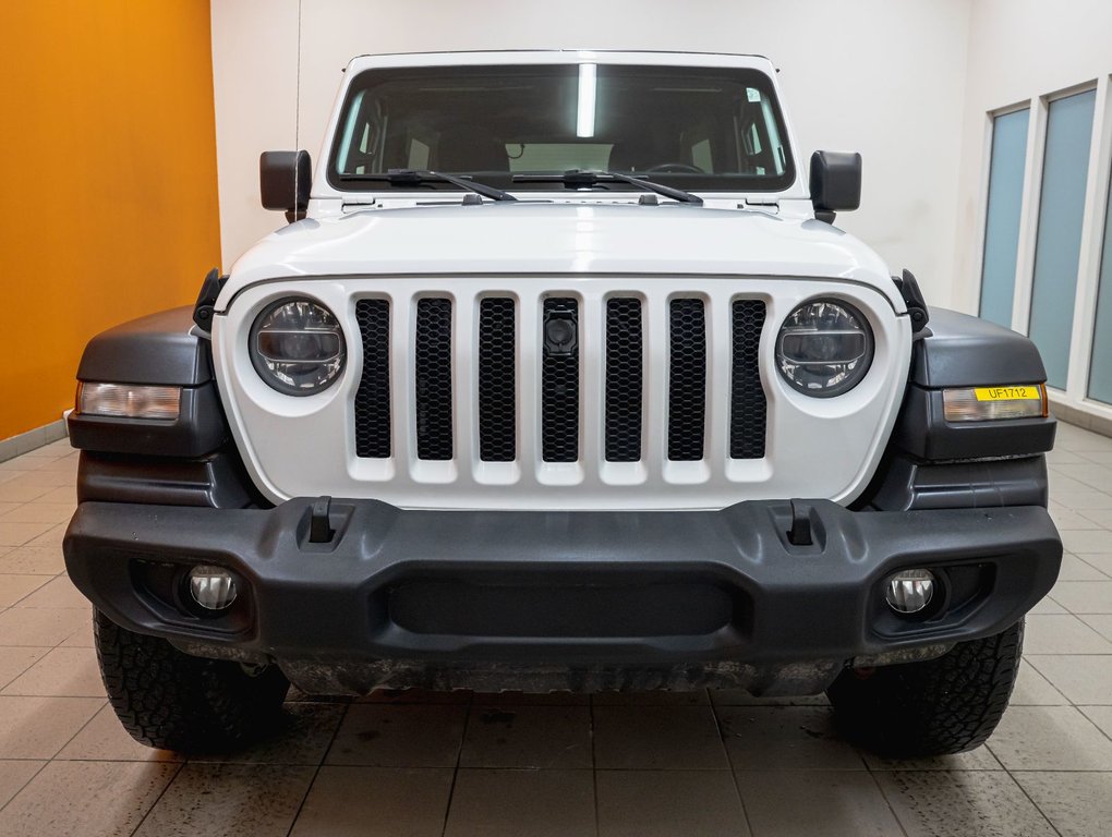 2020 Jeep Wrangler Unlimited in St-Jérôme, Quebec - 4 - w1024h768px