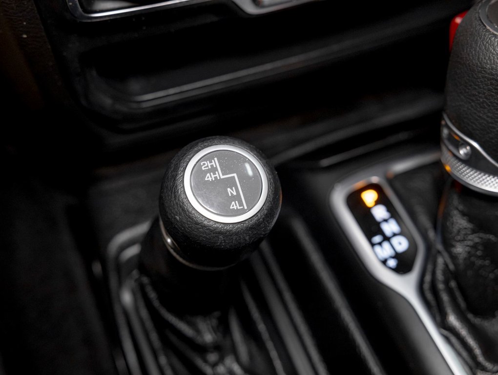 2020 Jeep Wrangler Unlimited in St-Jérôme, Quebec - 22 - w1024h768px