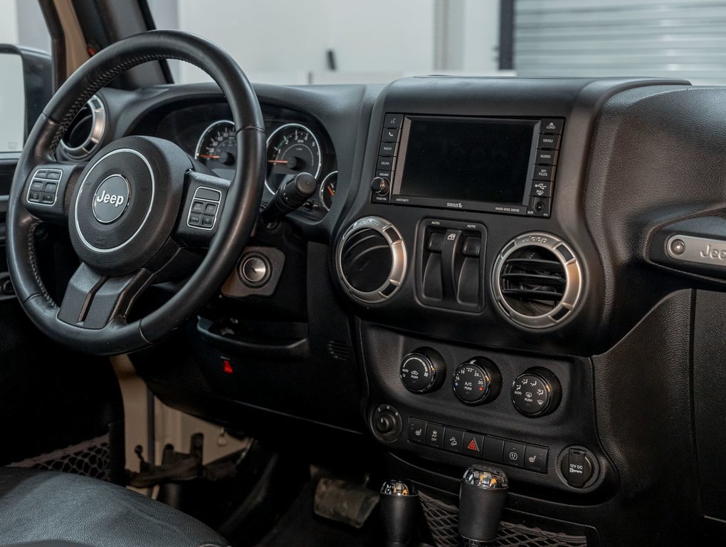 2016 Jeep Wrangler in St-Jérôme, Quebec - 25 - w1024h768px