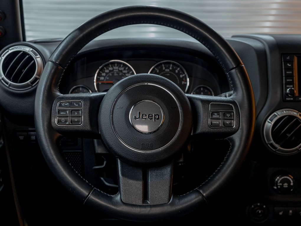 2016 Jeep Wrangler in St-Jérôme, Quebec - 12 - w1024h768px