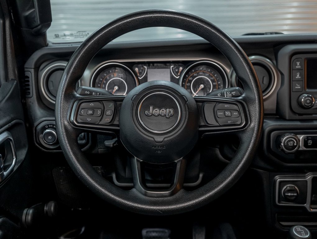 2018 Jeep Wrangler in St-Jérôme, Quebec - 12 - w1024h768px