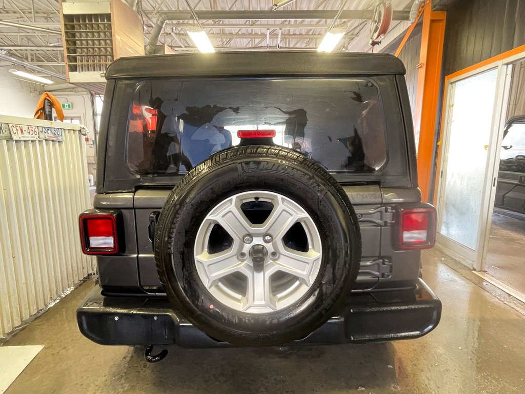 Jeep Wrangler  2021 à St-Jérôme, Québec - 6 - w1024h768px