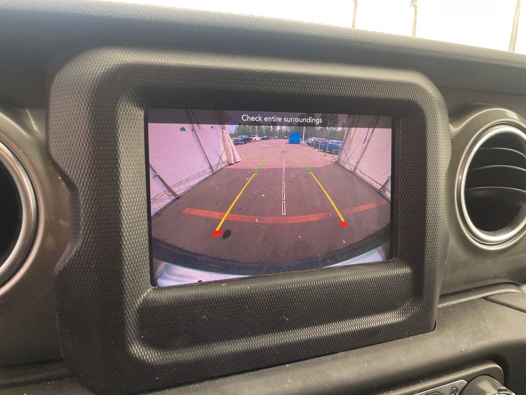 2021 Jeep Wrangler in St-Jérôme, Quebec - 13 - w1024h768px