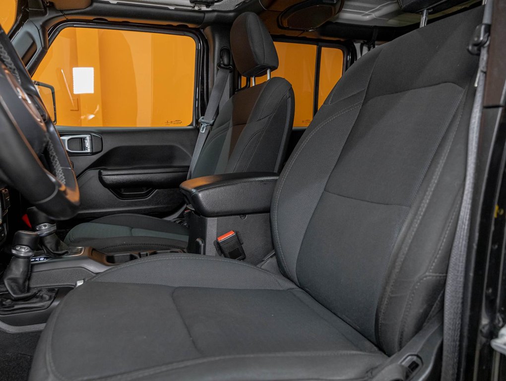 Jeep Wrangler  2021 à St-Jérôme, Québec - 10 - w1024h768px