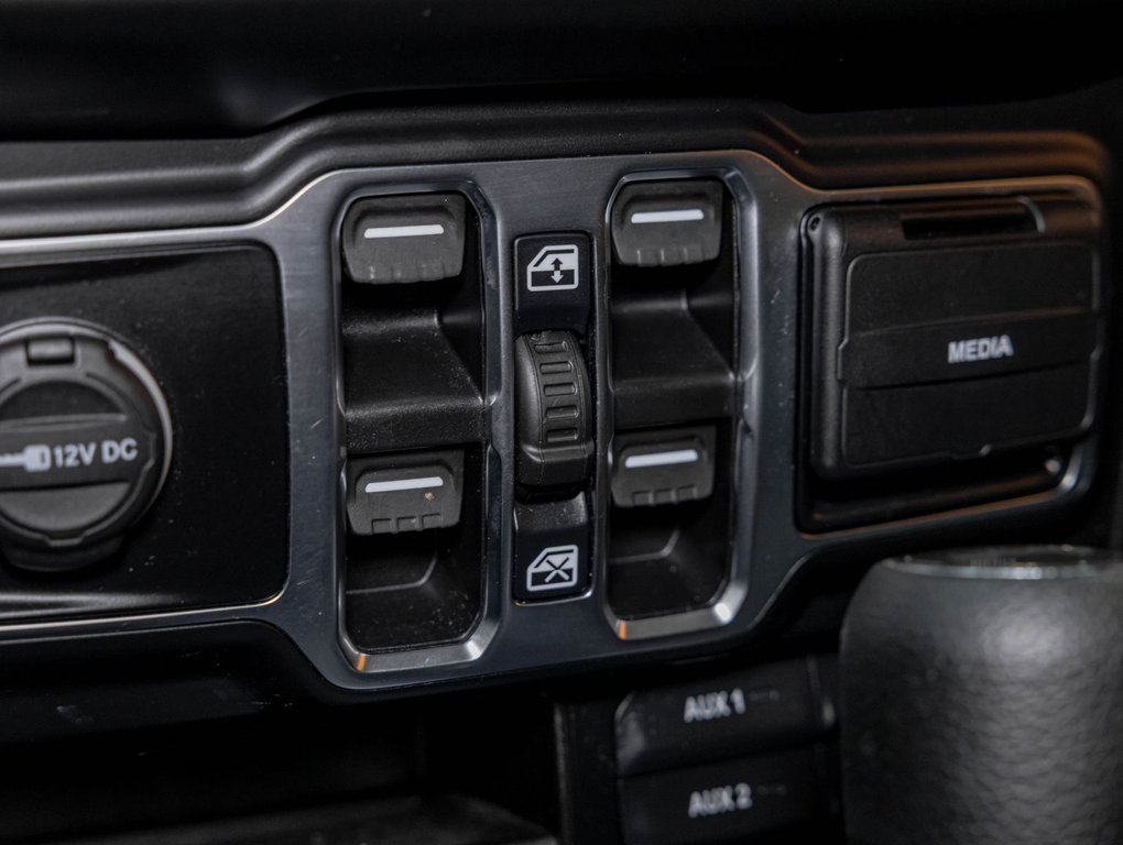 Jeep Wrangler  2021 à St-Jérôme, Québec - 24 - w1024h768px