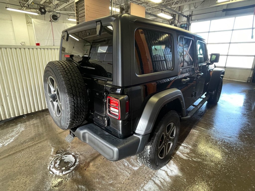 Jeep Wrangler  2021 à St-Jérôme, Québec - 8 - w1024h768px