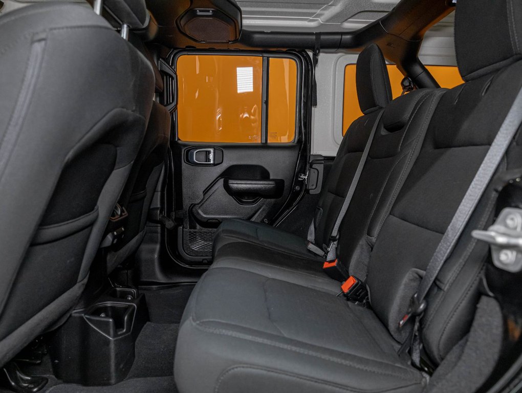 Jeep Wrangler  2021 à St-Jérôme, Québec - 27 - w1024h768px