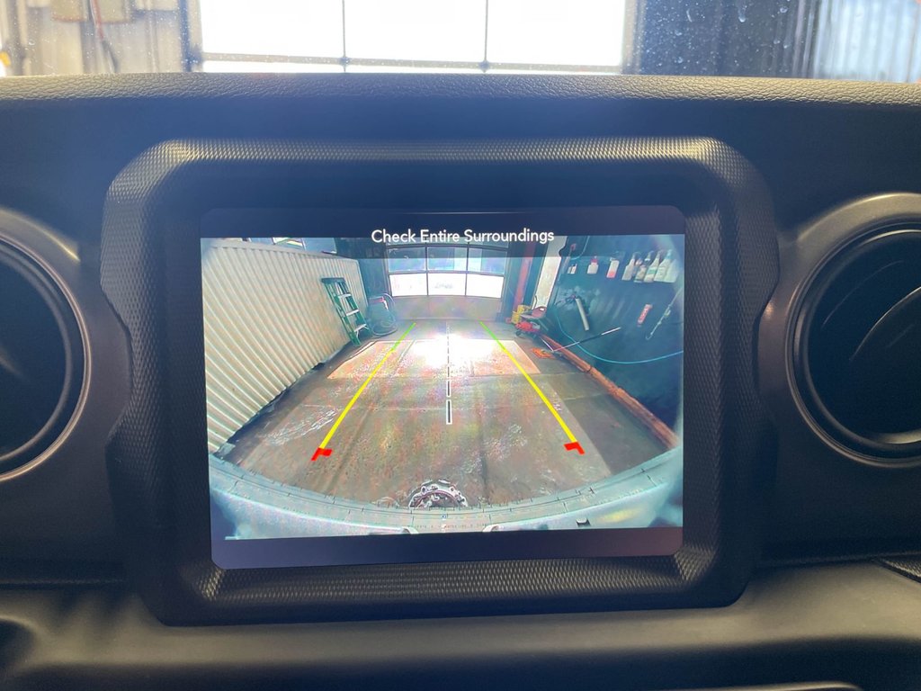 Jeep Wrangler  2021 à St-Jérôme, Québec - 12 - w1024h768px