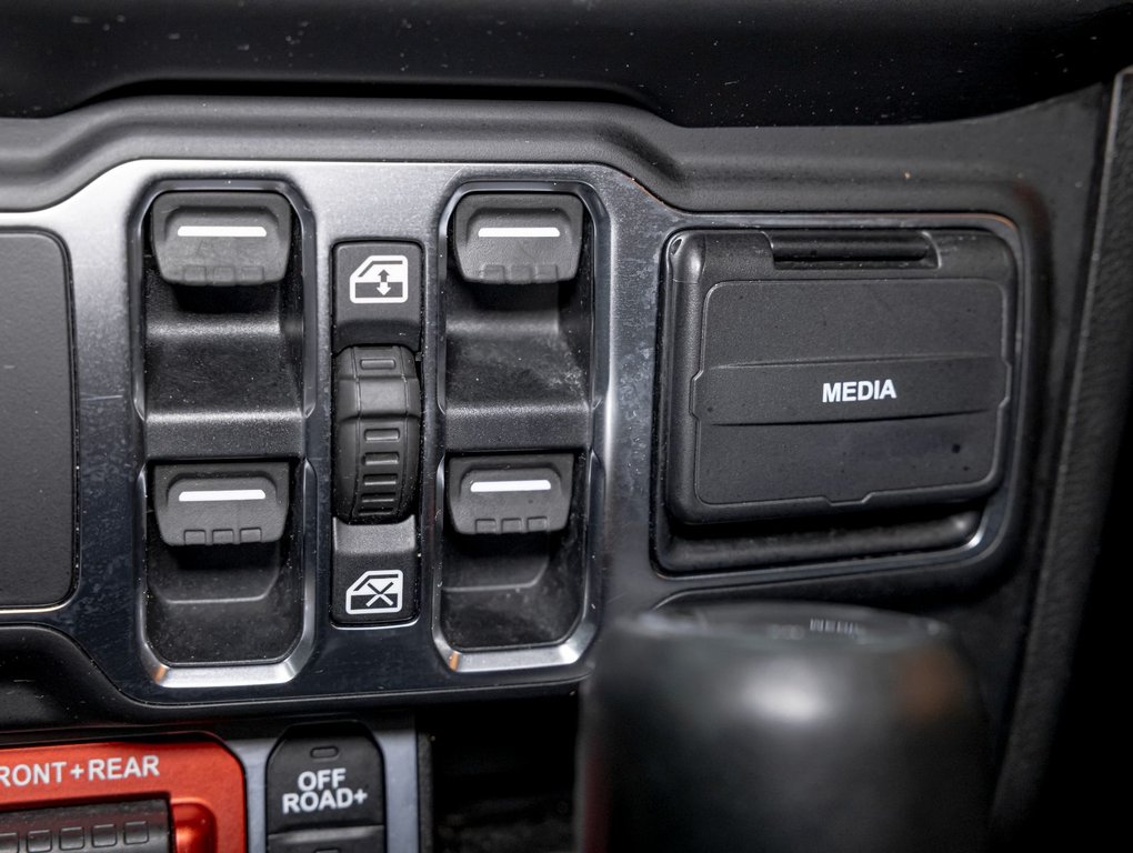 2021 Jeep Wrangler in St-Jérôme, Quebec - 24 - w1024h768px