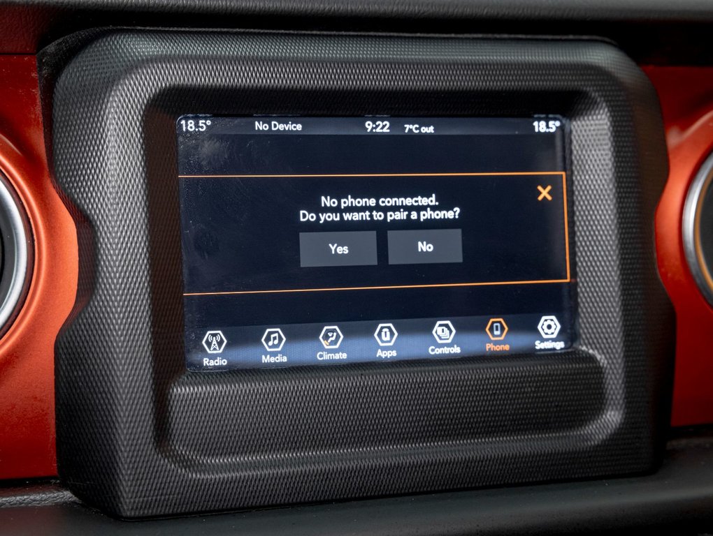 2021 Jeep Wrangler in St-Jérôme, Quebec - 17 - w1024h768px