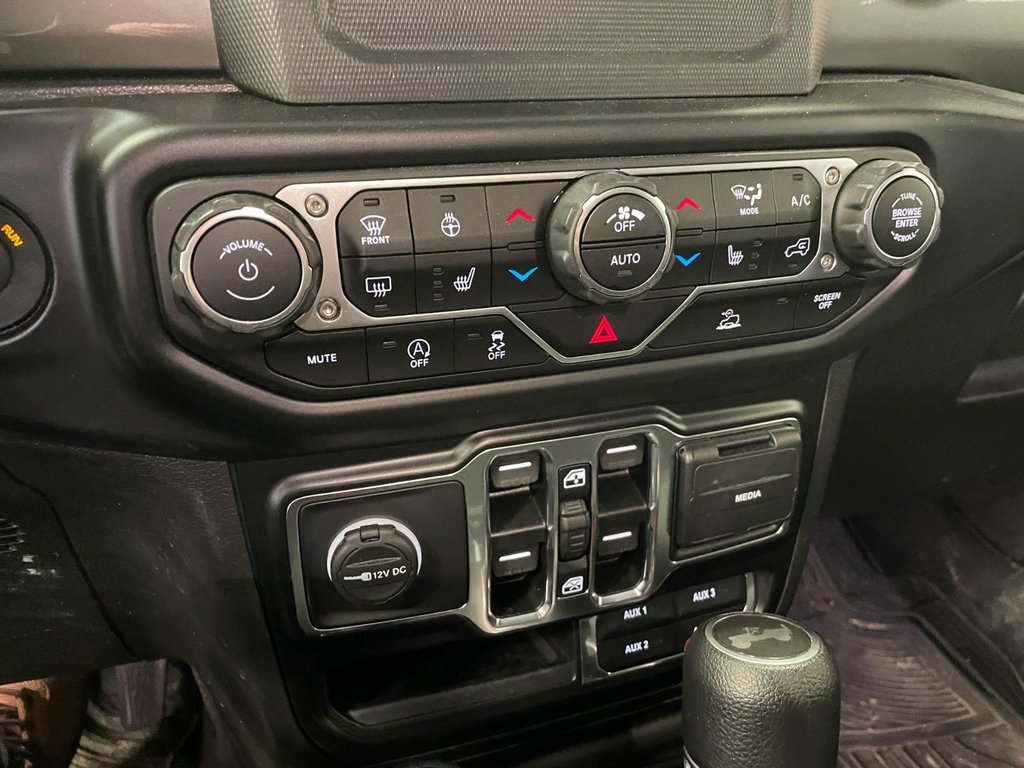 Jeep Wrangler  2021 à St-Jérôme, Québec - 12 - w1024h768px