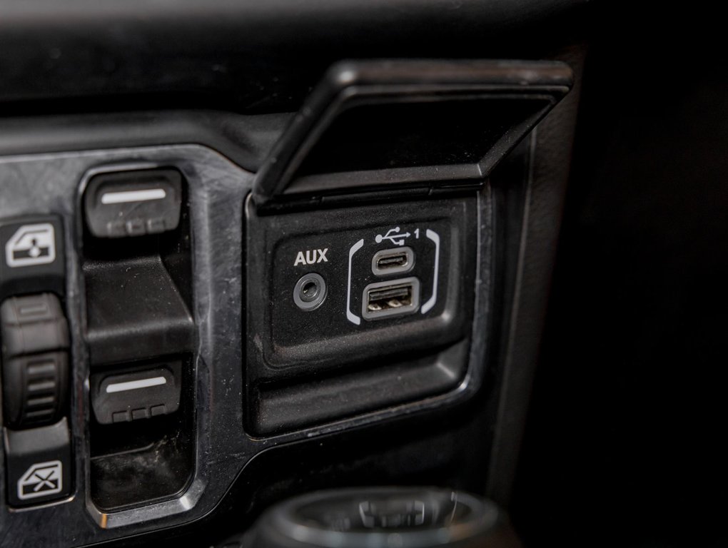 2022 Jeep Wrangler in St-Jérôme, Quebec - 24 - w1024h768px