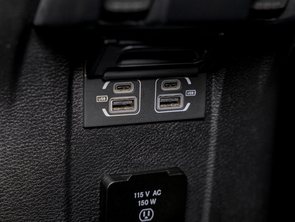 2022 Jeep Wrangler in St-Jérôme, Quebec - 26 - w1024h768px