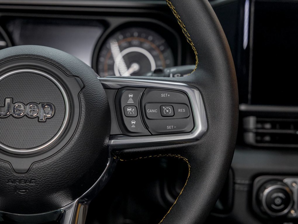 2024 Jeep Wrangler in St-Jérôme, Quebec - 15 - w1024h768px