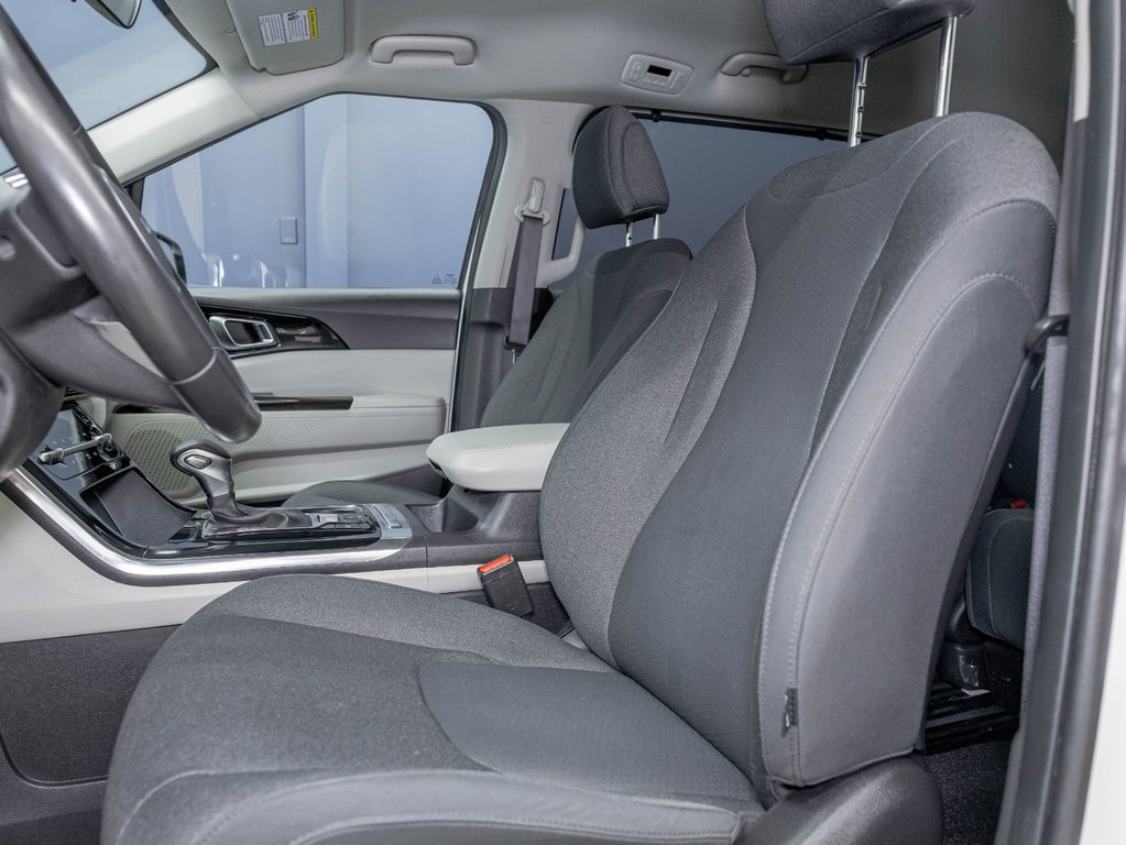 Kia Carnival  2024 à St-Jérôme, Québec - 10 - w1024h768px