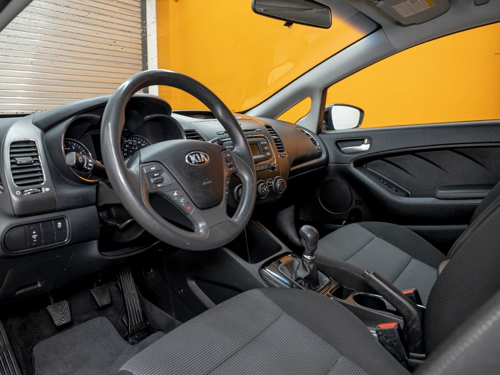 2018 Kia Forte in St-Jérôme, Quebec - 2 - w1024h768px