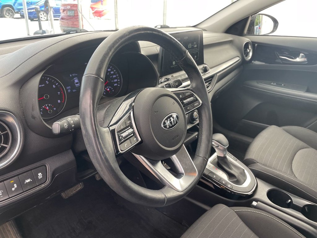 2020 Kia Forte in St-Jérôme, Quebec - 3 - w1024h768px