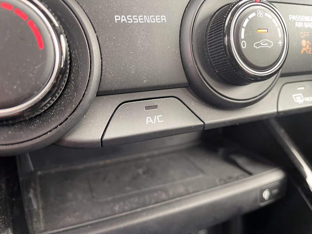 2020 Kia Forte in St-Jérôme, Quebec - 14 - w1024h768px