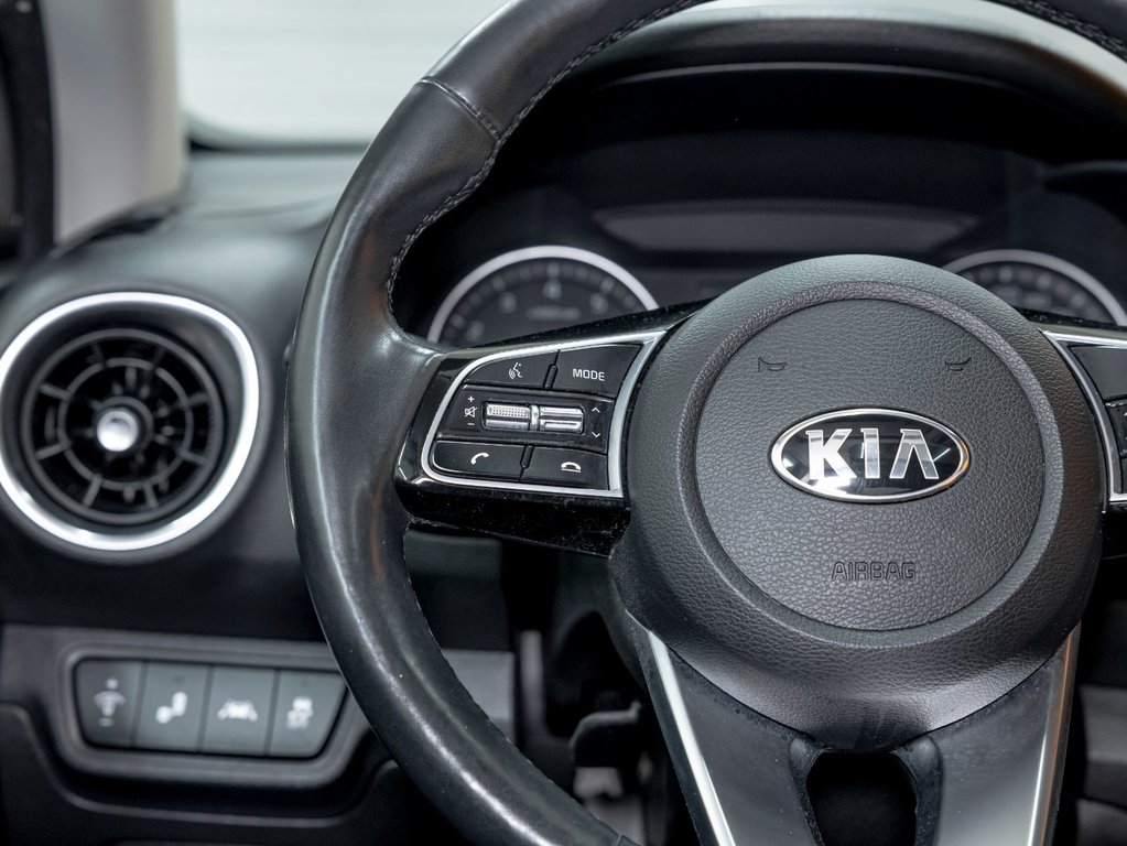2021 Kia Forte in St-Jérôme, Quebec - 15 - w1024h768px
