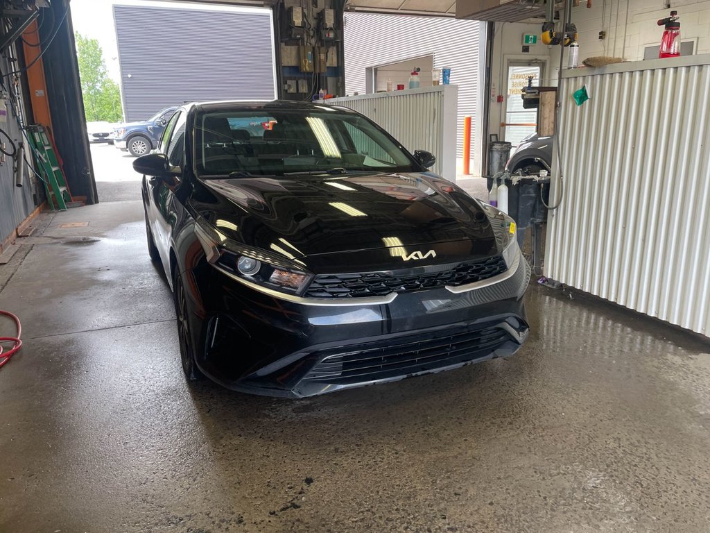 Kia Forte  2023 à St-Jérôme, Québec - 9 - w1024h768px