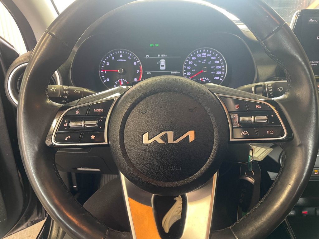 Kia Forte  2023 à St-Jérôme, Québec - 16 - w1024h768px